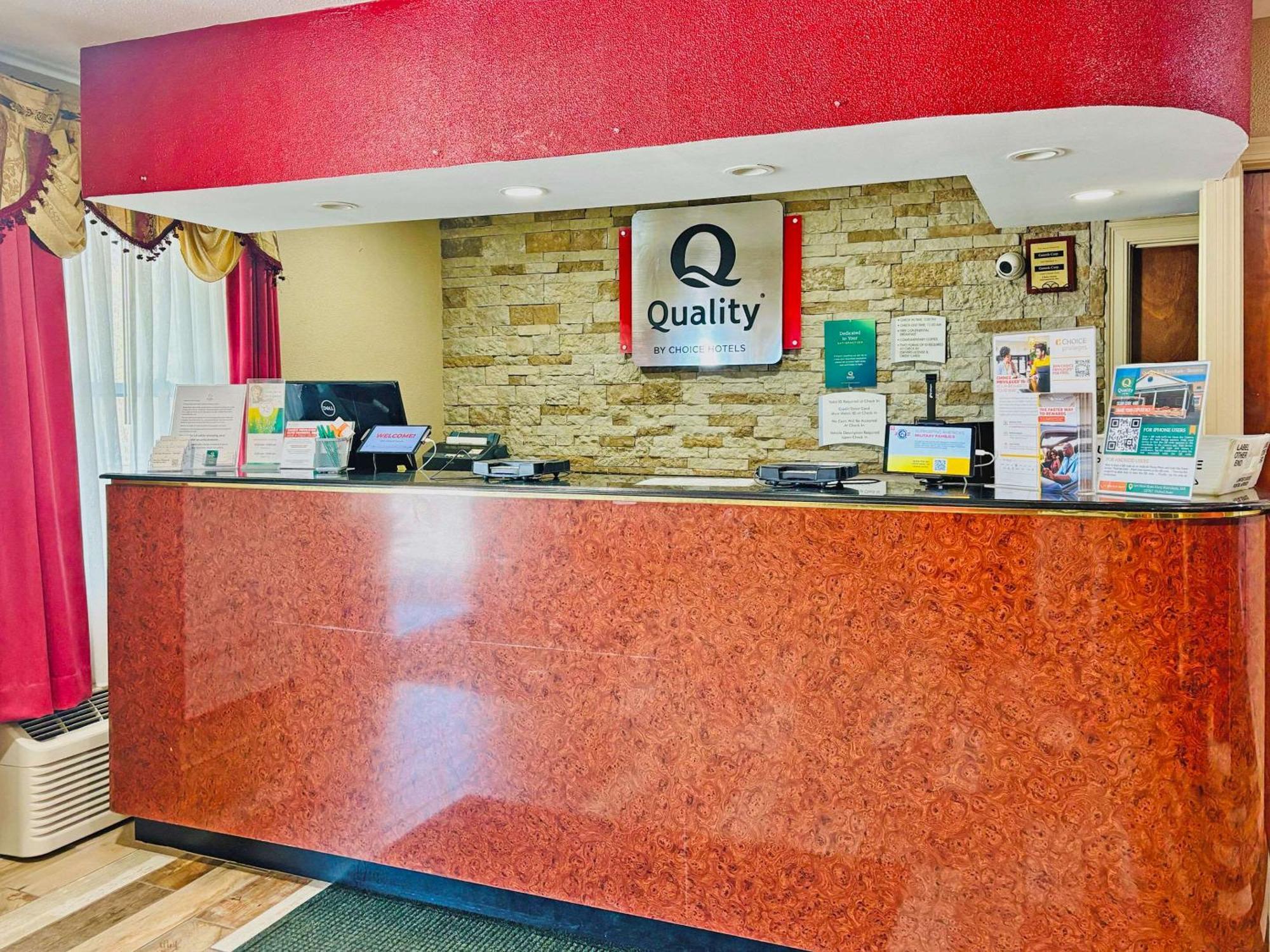 Quality Inn Raynham - Taunton Esterno foto